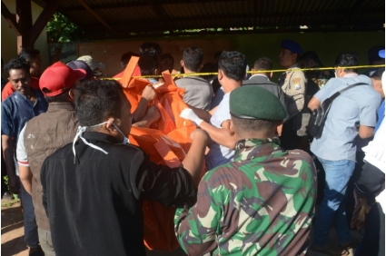 غرق عبارة في أندونيسيا يسفر عن 15 قتيلا على الأقل