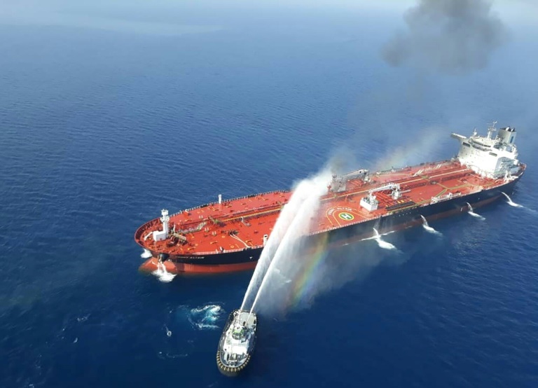 إيران تنفي الاتهامات الأميركية باستهداف ناقلتي نفط في الخليج