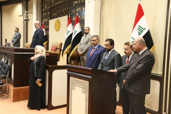  وزراء الدفاع والداخلية والعدل الجدد في العراق يؤدون اليمين الدستورية