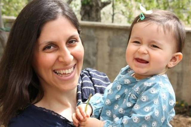 سجينة بريطانية إيرانية تنهي إضرابا عن الطعام في طهران