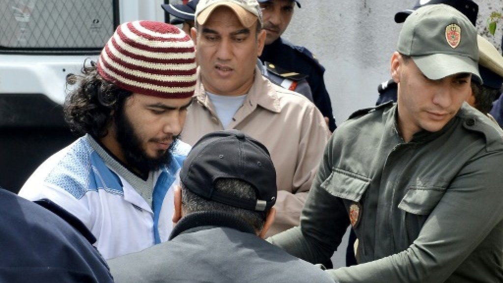 احد المتهمين بقتل سائحتين اجنبيتين في المغرب يصل الى محكمة سلا في الثاني من ايار/مايو 2019 اف ب/ارشيف