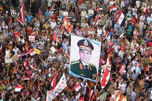 المصريون يحتلفون بالذكرى السادسة لنجاح ثورة يونيو