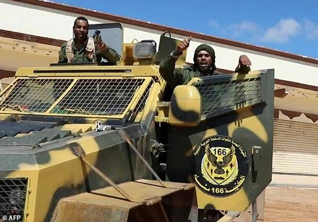 ليبيا: قوات الحكومة تسيطر على مقر قيادة قوات حفتر في مدينة غريان