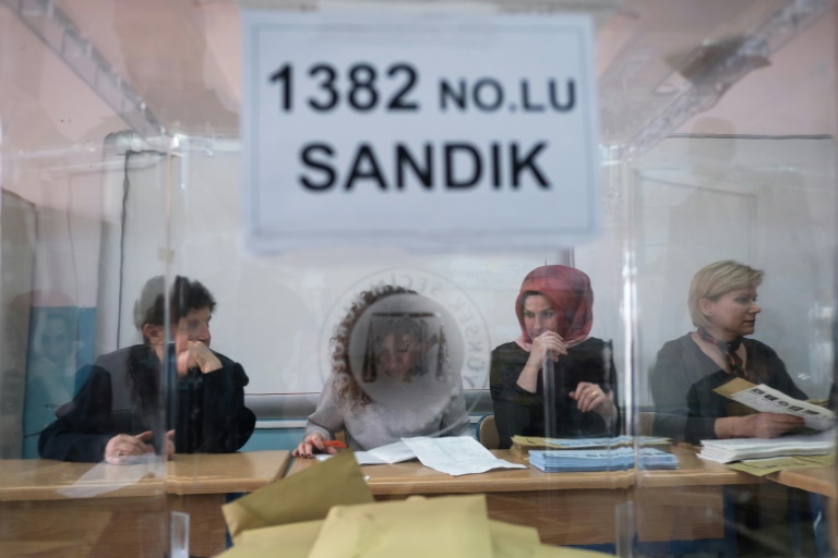 اسطنبول تصوّت مجدداً في انتخابات بلدية محفوفة بالمخاطر بالنسبة لإردوغان