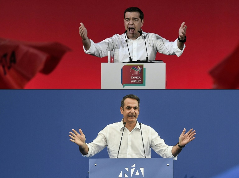 رئيس الوزراء اليوناني اليكسيس تسيبراس ومنافسه المحافظ كيرياكوس ميتسوتاكيس خلال مناظرة انتخابية في سالونيكي في 22 مايو 2019