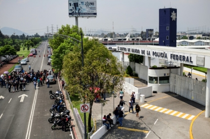 المكسيك تقول إن مؤامرة سياسية تقف وراء احتجاجات للشرطة