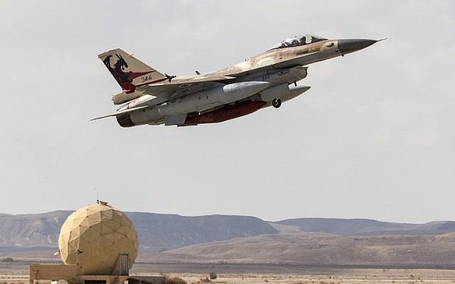 الطيران الحربي الاسرائيلي ينفذ غارات وهمية فوق مدينة النبطية جنوب لبنان