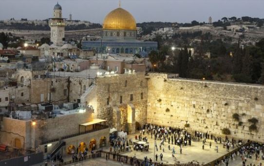 الإمارات تشارك في الاجتماع الاستثنائي لمنظمة التعاون الإسلامي حول القدس