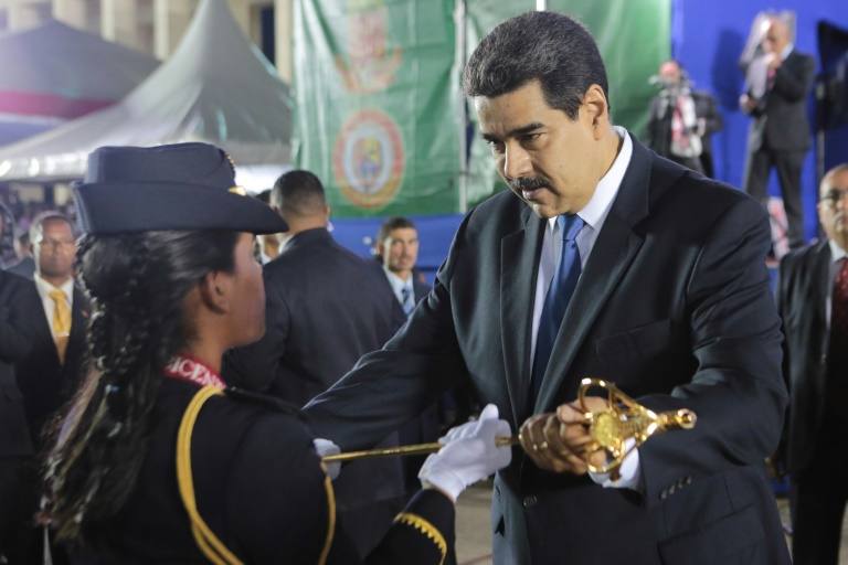 مادورو يرفض الخضوع 
