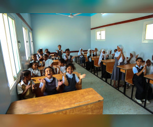 الإمارات تعيد تأهيل 13 مدرسة في اليمن
