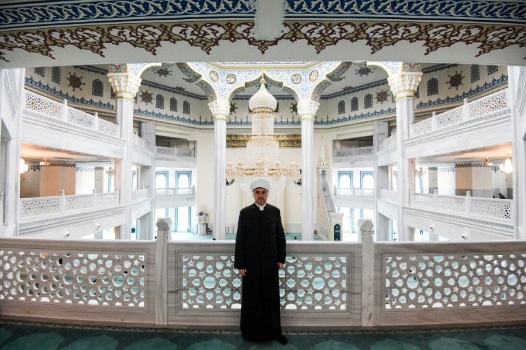روشان ابيازوف احد اعضاء مجلس الافتاء في روسيا خلال مقابلة معه في مسجد موسكو في 23 مايو 2019