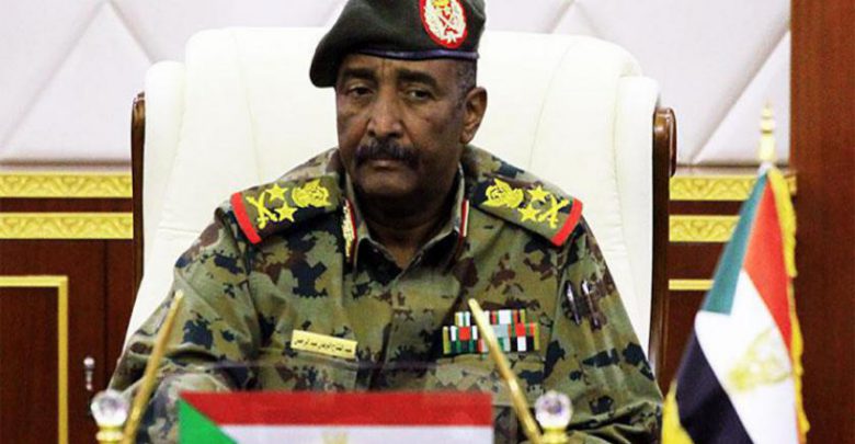 رئيس المجلس العسكريّ السوداني يعتبر مقتل متظاهرين في مسيرة الاثنين 