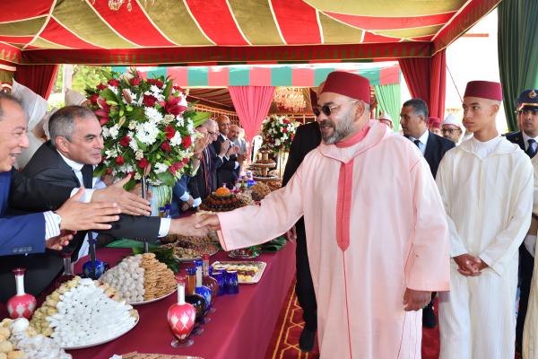 ملك المغرب يترأس بطنجة حفل استقبال بمناسبة عيد الجلوس