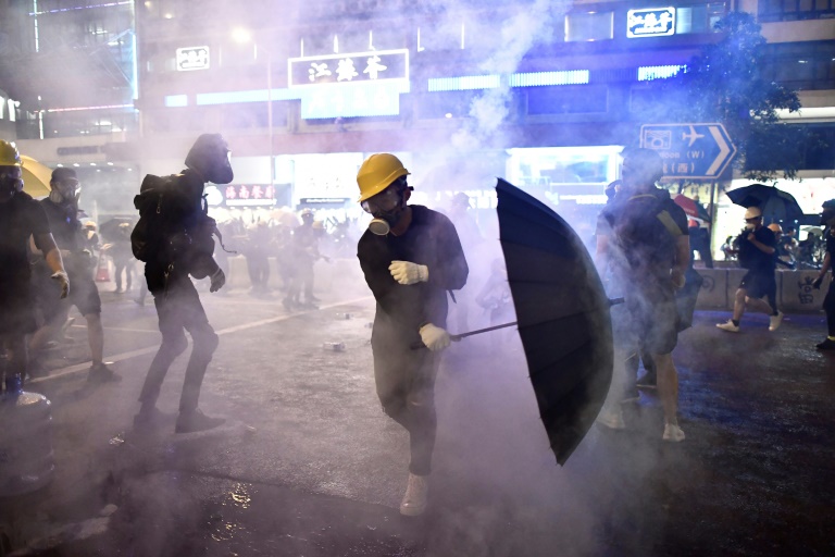 رد صيني منتظر الاثنين مع تصاعد الأزمة في هونغ كونغ
