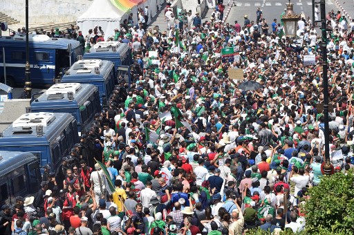 جانب من تظاهرات الجزائر العاصمة الجمعة الماضي