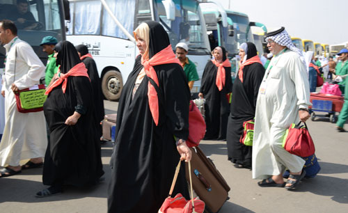 حجاج عراقيون عبر منفذ عرعر الحدودي مع السعودية
