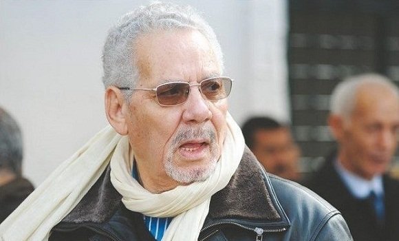 أمر دولي بالقبض على وزير الدفاع الجزائري الاسبق