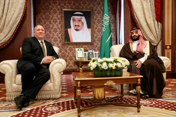 وليّ العهد السعودي الأمير محمّد بن سلمان مجتمعًا مع وزير الخارجيّة الأميركي مايك بومبيو، في جدّة، في 24 يونيو 2019 - أرشيفية