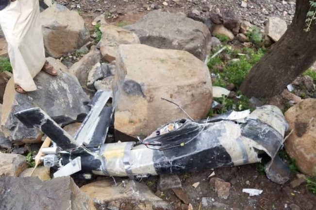 سقوط طائرة من دون طيار أطلقها الحوثيون في عمران
