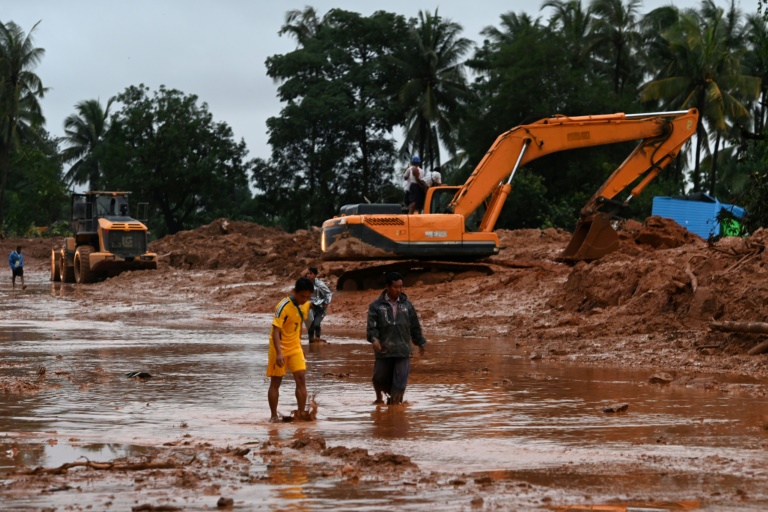 ارتفاع حصيلة انزلاق التربة في بورما الى 51 قتيلا