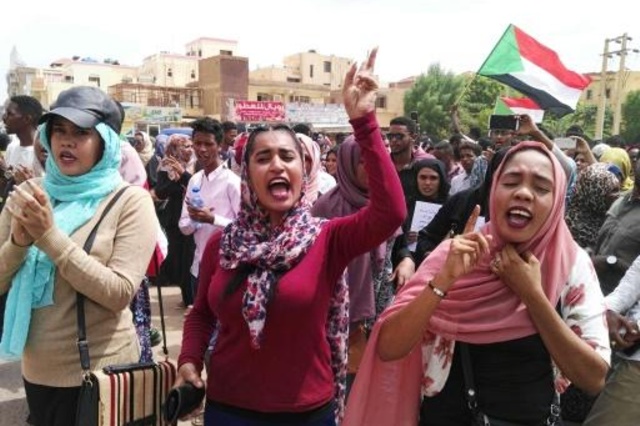 اجتماع في مصر لأبرز الحركات الاحتجاجية في السودان
