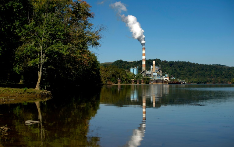 22 ولاية أميركية ترفع دعوى قضائية ضد سياسة ترمب في قطاع الفحم