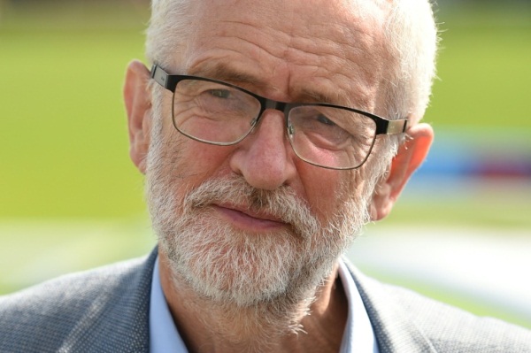 زعيم حزب العمال المعارض جيريمي كوربن