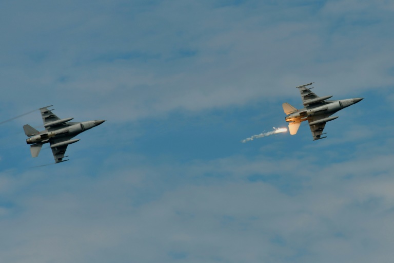 مقاتلات اف-16 تايويانية تحلق في تدريبات عسكرية في تايوان في 30 ايار/مايو 2019. 