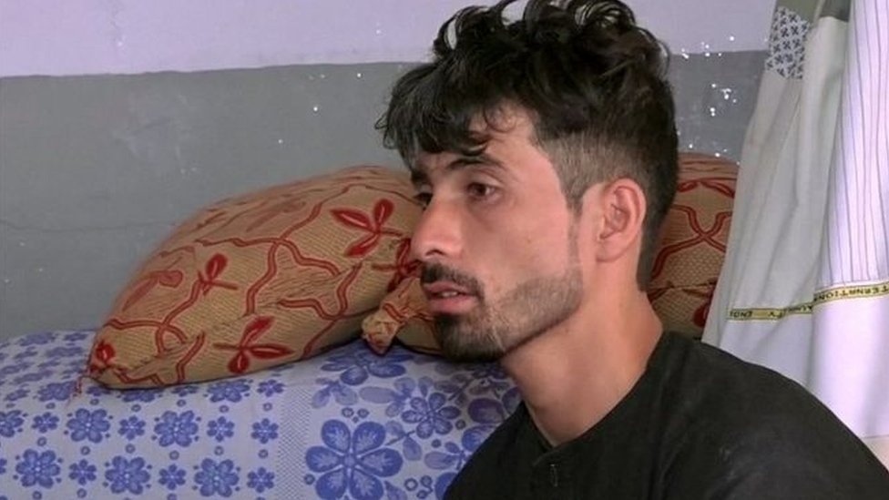 أفغاني يروي مأساته بعدما حول تفجير انتحاري حفل زفافه إلى مأتم
