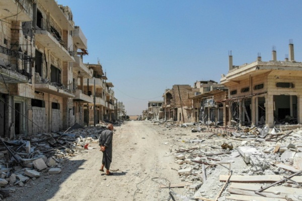 صورة من الجو التقطت في الثالث من أغسطس 2019 لدمار في مدينة خان شيخون في محافظة إدلب