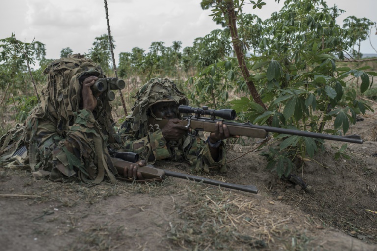 عناصر من وحدة القنص التابعة للجيش النيجيري خلال تدريبات في غواغوالادا بتاريخ 17 نيسان/ابريل 2018