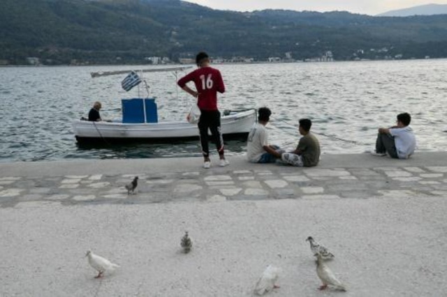 اليونان تحت ضغوط مع تزايد أعداد المهاجرين الواصلين الى جزرها
