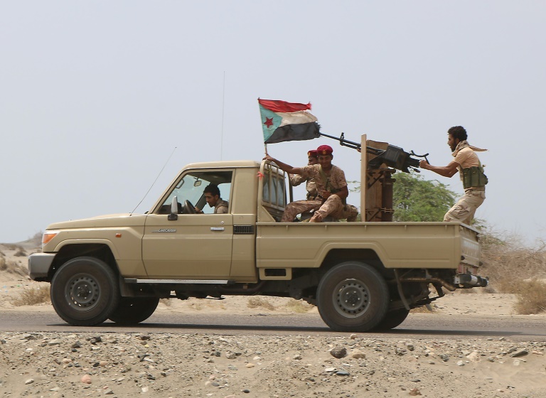مسؤول أميركي: محادثات مع المتمردين اليمنيين لحل النزاع