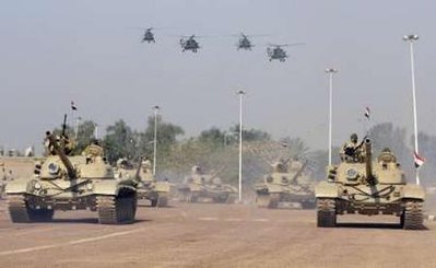 قوات عراقية تستعرض في بغداد