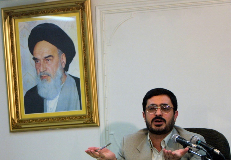 صورة من الارشيف يعود تاريخها إلى 25 ديسمبر 2002 تظهر مدعي عام طهران السابق سعيد مرتضوي في طهران