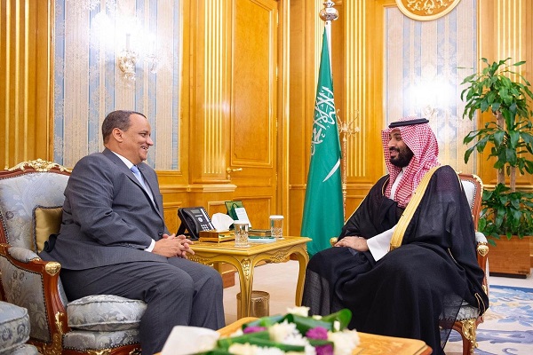 الأمير محمد بن سلمان خلال لقائه وزير الخارجية الموريتاني