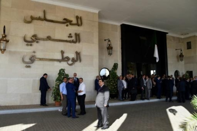 وزير العدل الجزائري يقدم مشروع هيئة جديدة للإشراف على الانتخابات