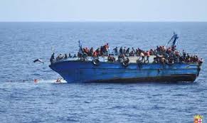 وفاة مهاجر غير قانوني وفقدان ثلاثة إثر غرق مركبهم بجنوب تونس
