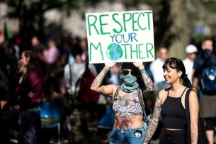 قمة أممية للشباب حول المناخ غداة تظاهرات حاشدة في العالم