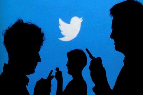 تويتر يغلق حسابات مرتبطة بقوى أجنبية