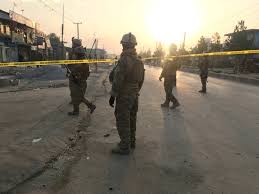 ارتفاع حصيلة هجوم وقع قرب مستشفى في أفغانستان إلى 39 قتيلًا