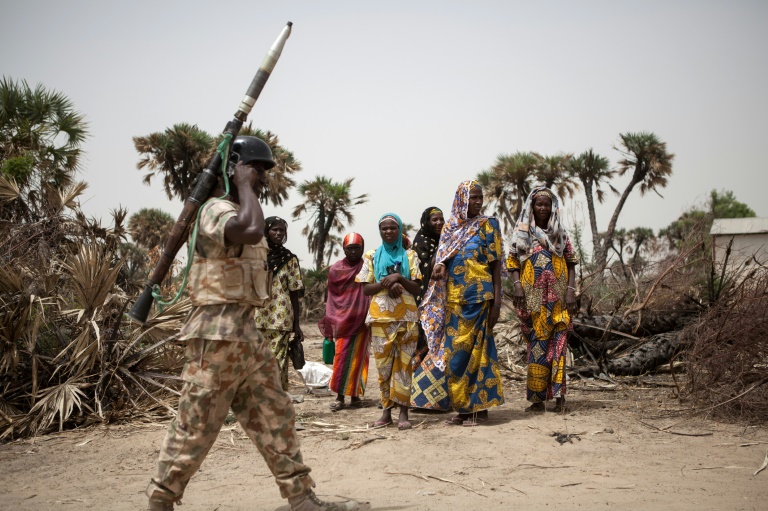 الجيش النيجيري يغلق مكاتب منظمة إنسانية اتهمها بمساعدة الإرهابيين