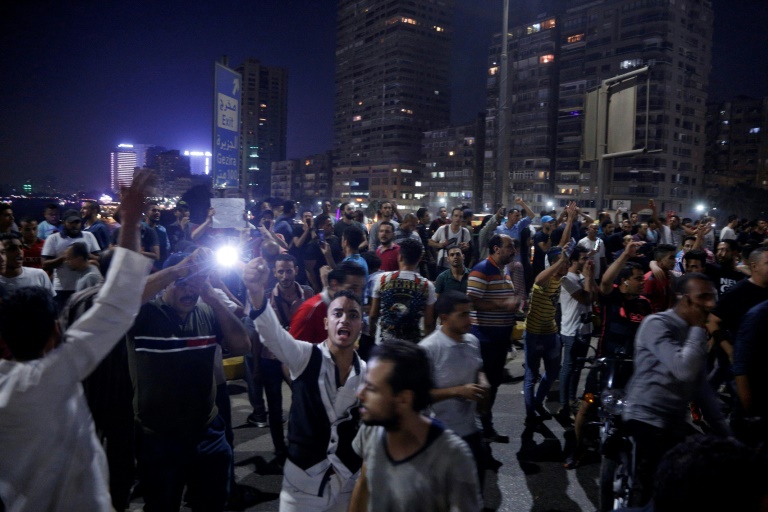 متظاهرون مصريون ضد الرئيس عبد الفتاح السيسي في القاهرة في 20 سبتمبر 2019