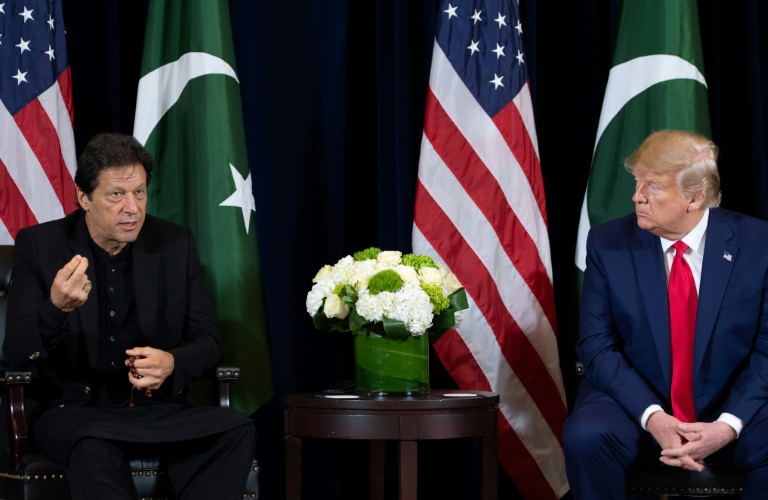 رئيس الوزراء الباكستاني يطلب مساعدة ترمب في كشمير ومع طالبان