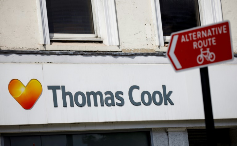 أحد مكاتب مجموعة توماس كوك البريطانية في لندن