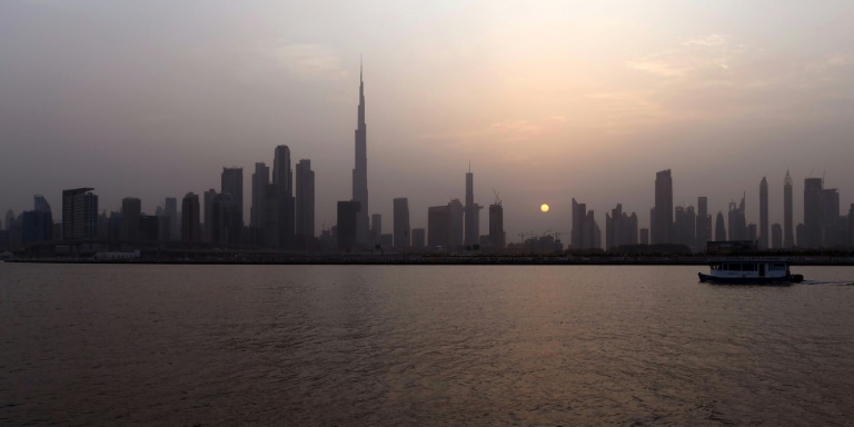 مدينة دبي في 13 آب/أغسطس وفي وسطها برج خليفة، أعلى مبنى في العالم