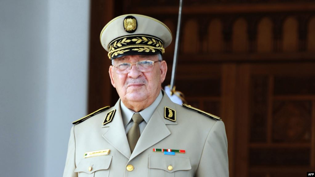 رئيس أركان الجيش الجزائري الفريق أحمد قايد صالح