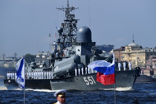 روسيا توقف أكثر من 260 بحارا كوريا شماليا في بحر اليابان