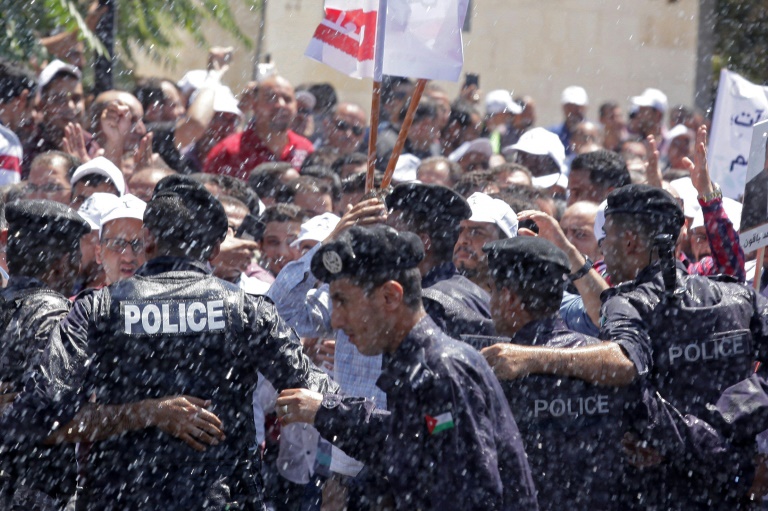 تظاهرة لمعلمي المدارس الحكومية في العاصمة الأردنية عمان