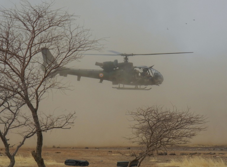 مقتل 25 جنديًا و15 جهاديًا في معارك عنيفة في مالي